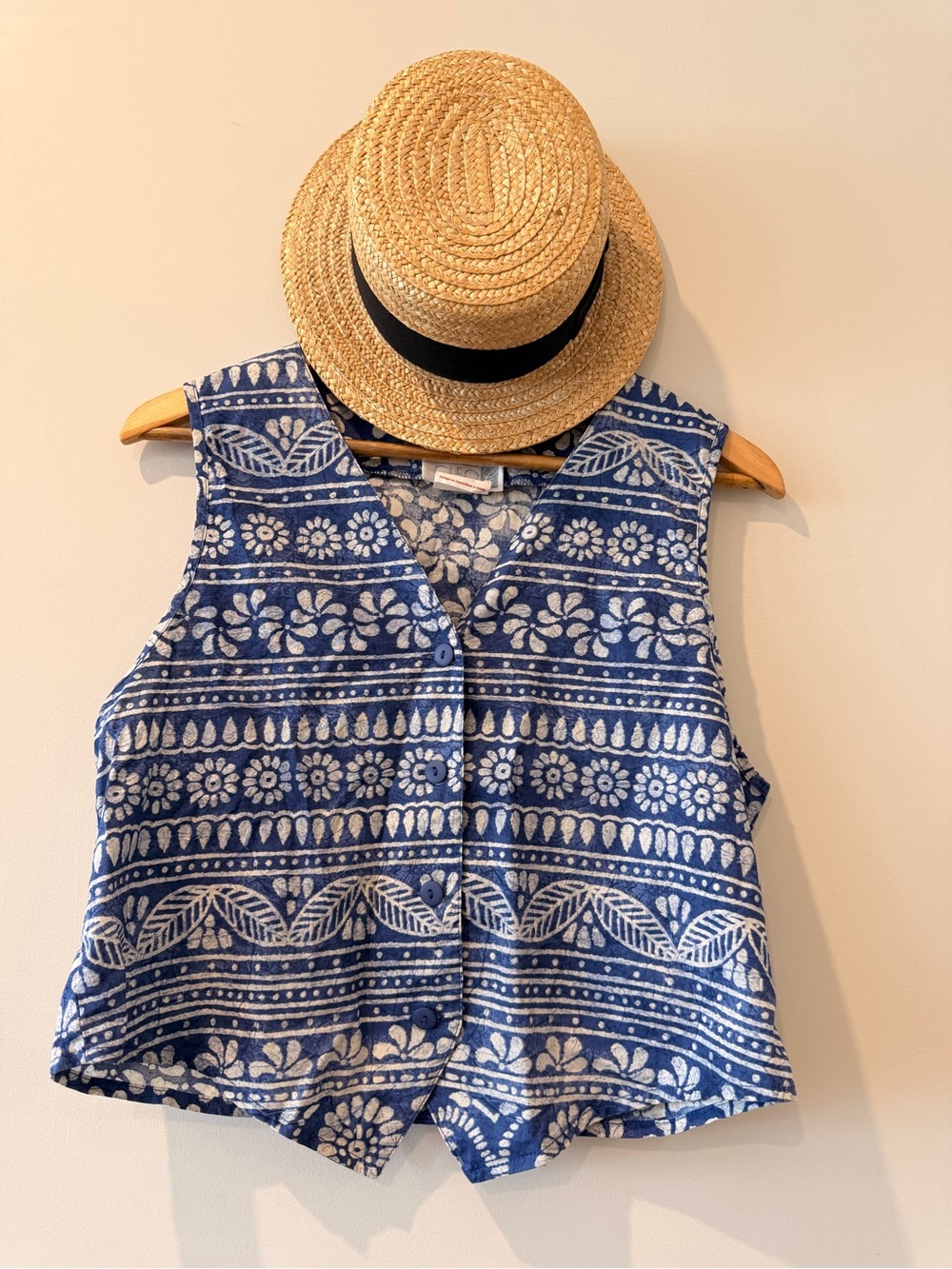 Blue and White Patterned Sleeveless Button Vest